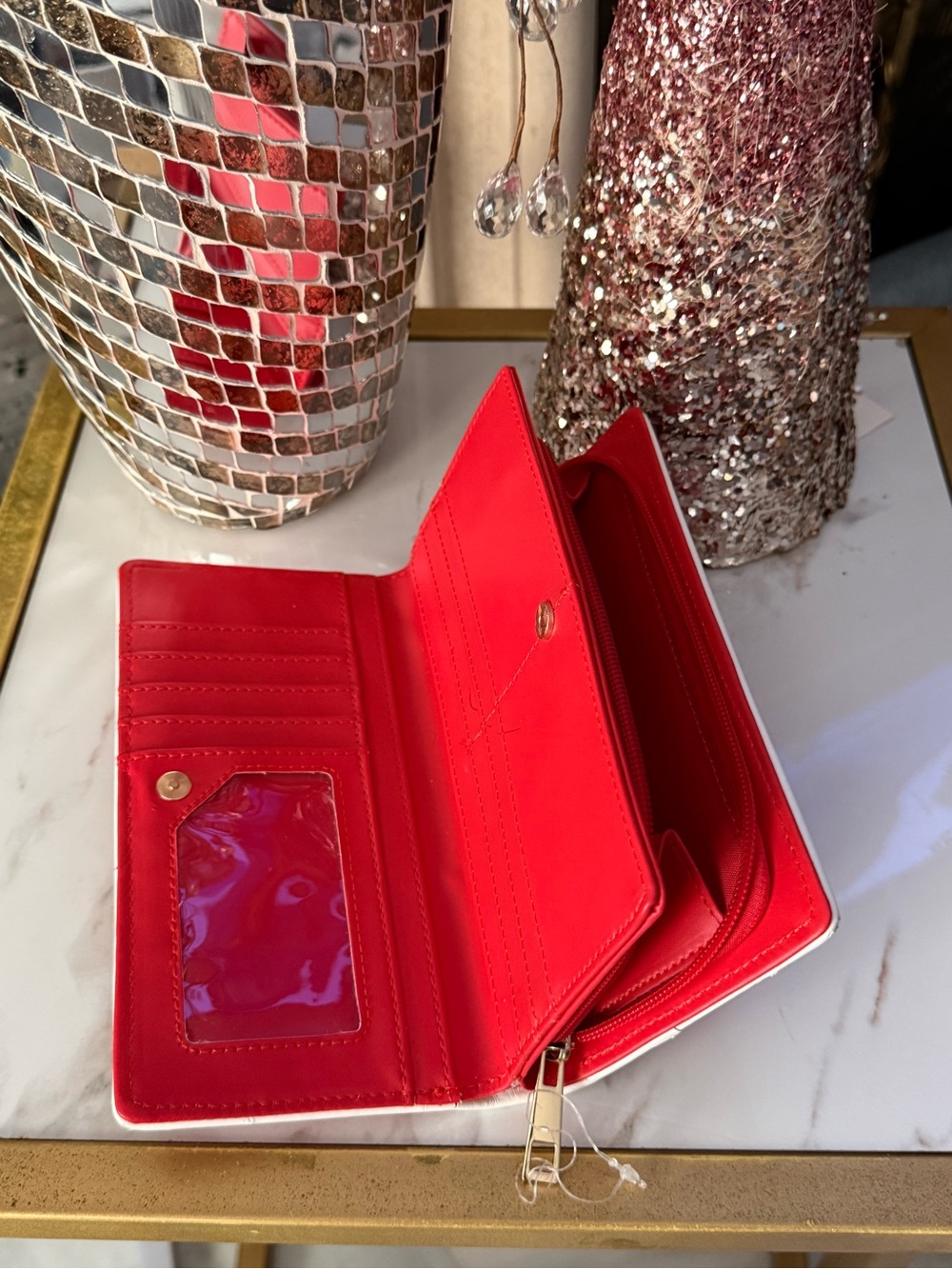 Coca-Cola zip wallet with Coca-Cola logos - Picture 4 of 13